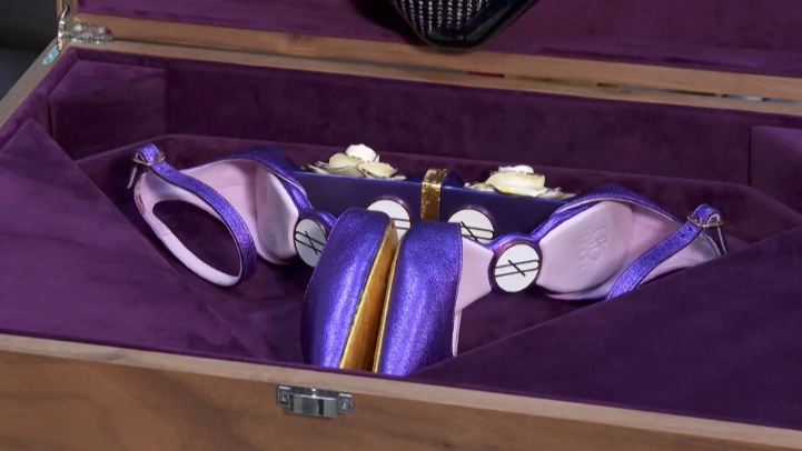 Serbia: Sản xuất giày cao gót từ niềm đam mê siêu xe